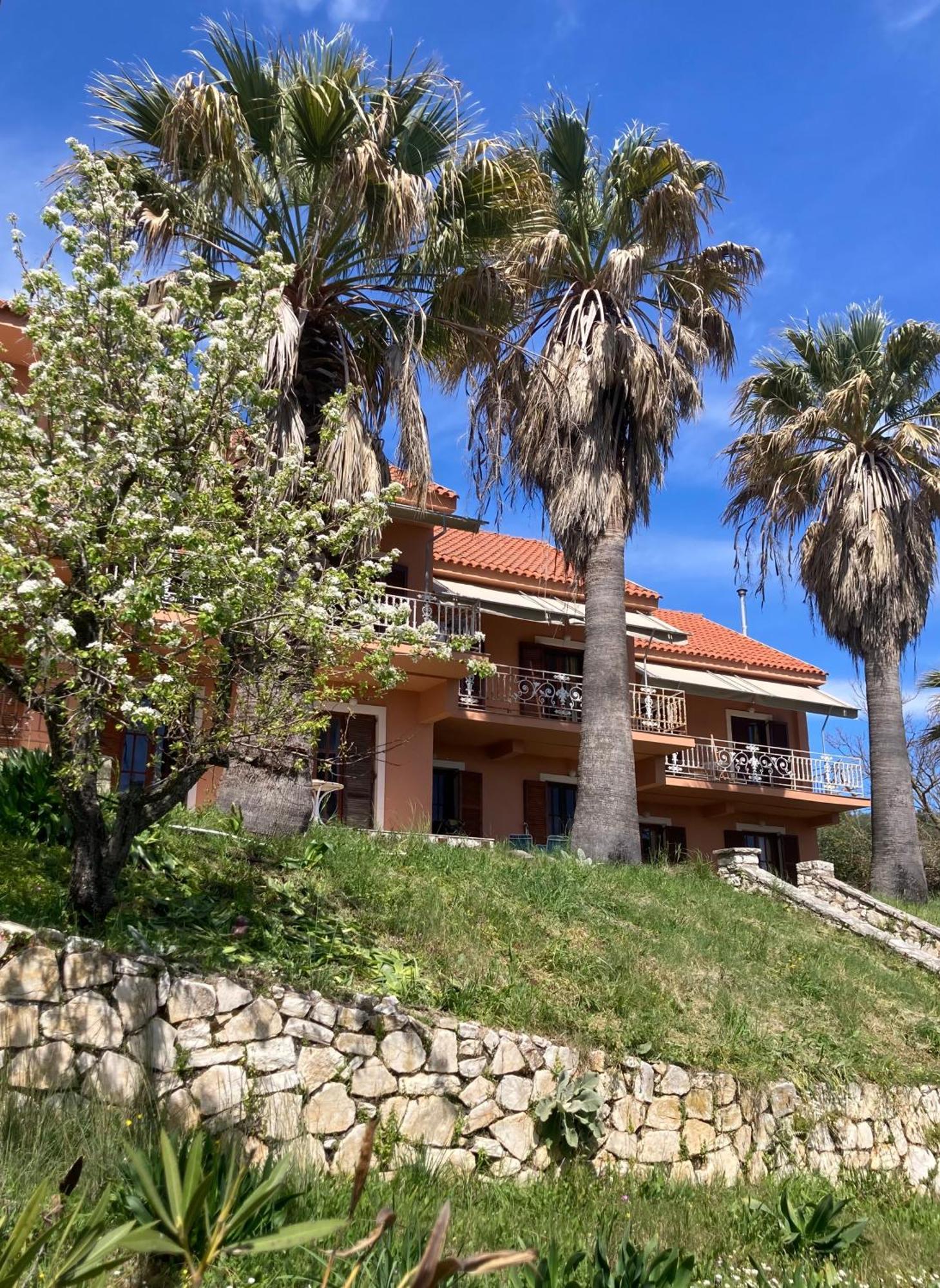 Kokkini Peach House Apartment Kokkinion ภายนอก รูปภาพ