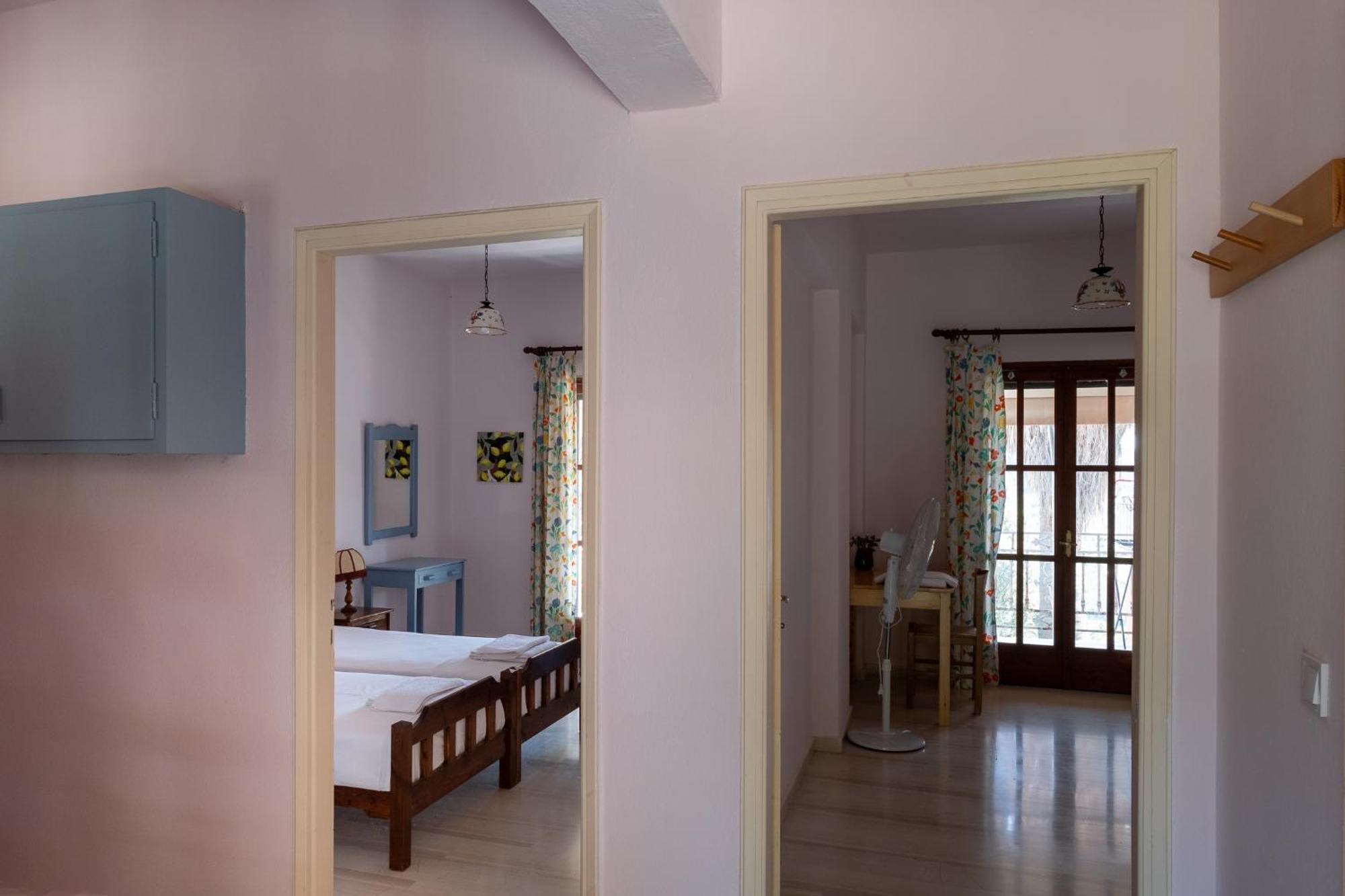 Kokkini Peach House Apartment Kokkinion ภายนอก รูปภาพ