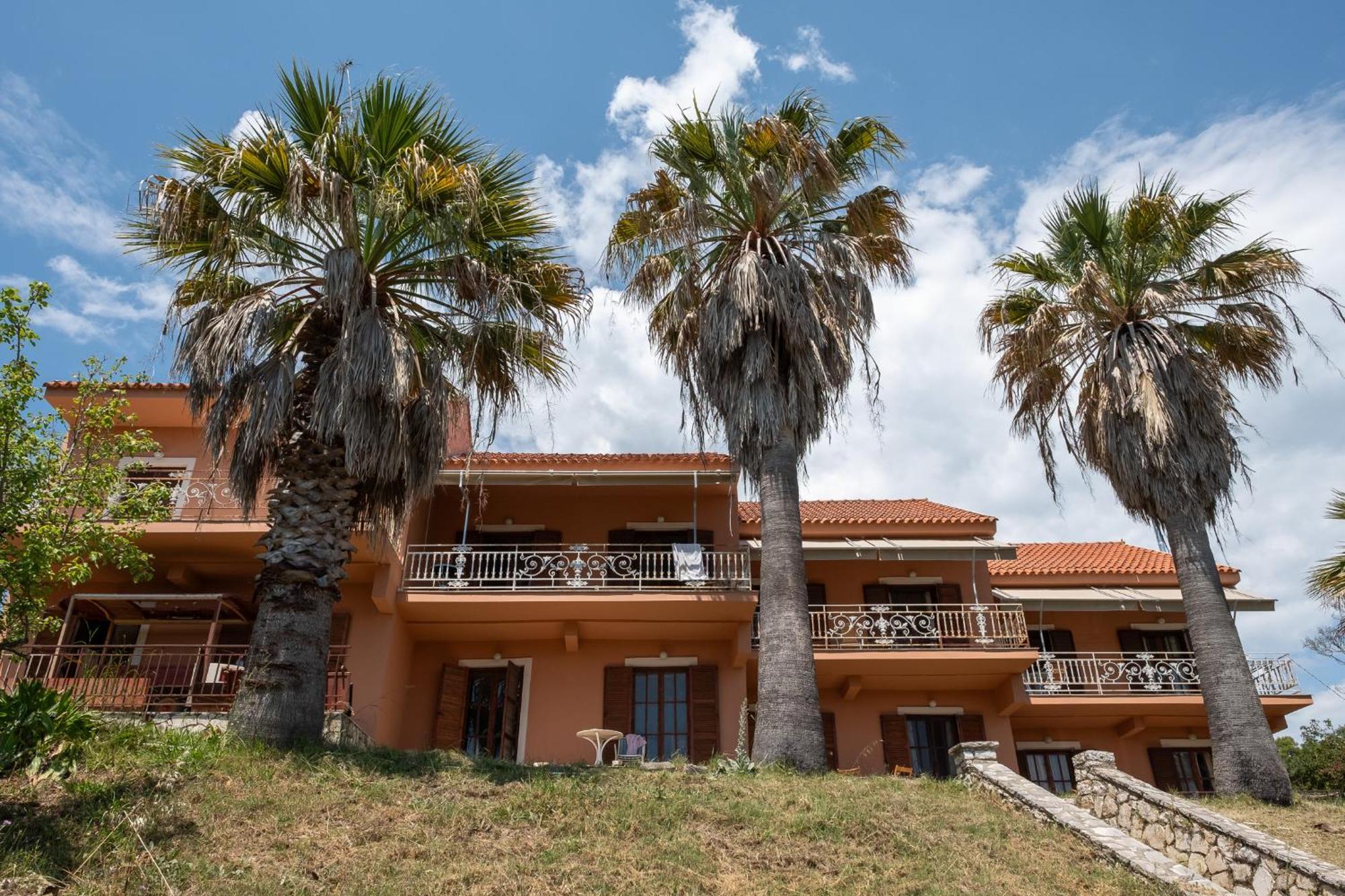 Kokkini Peach House Apartment Kokkinion ภายนอก รูปภาพ