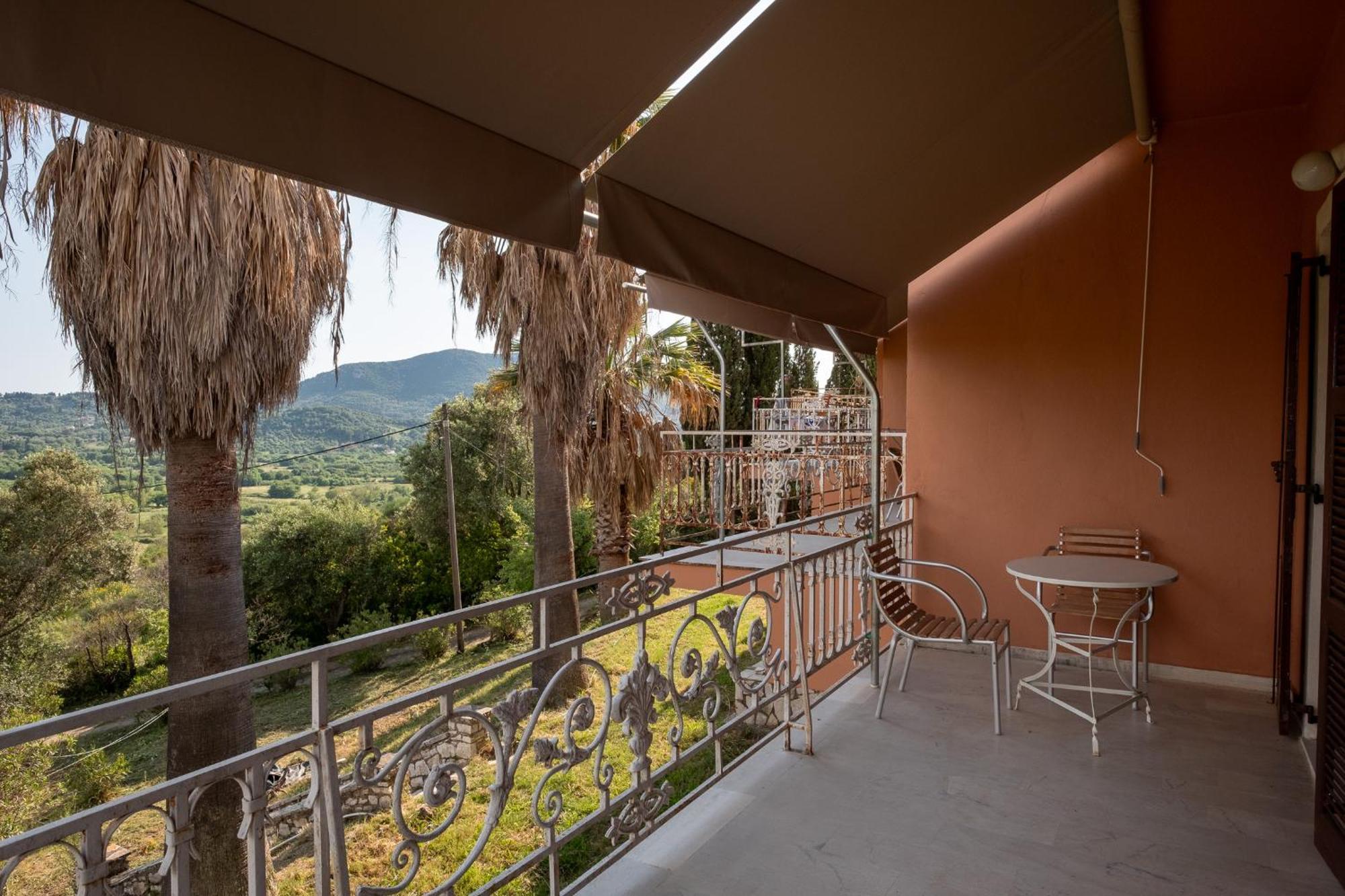 Kokkini Peach House Apartment Kokkinion ภายนอก รูปภาพ