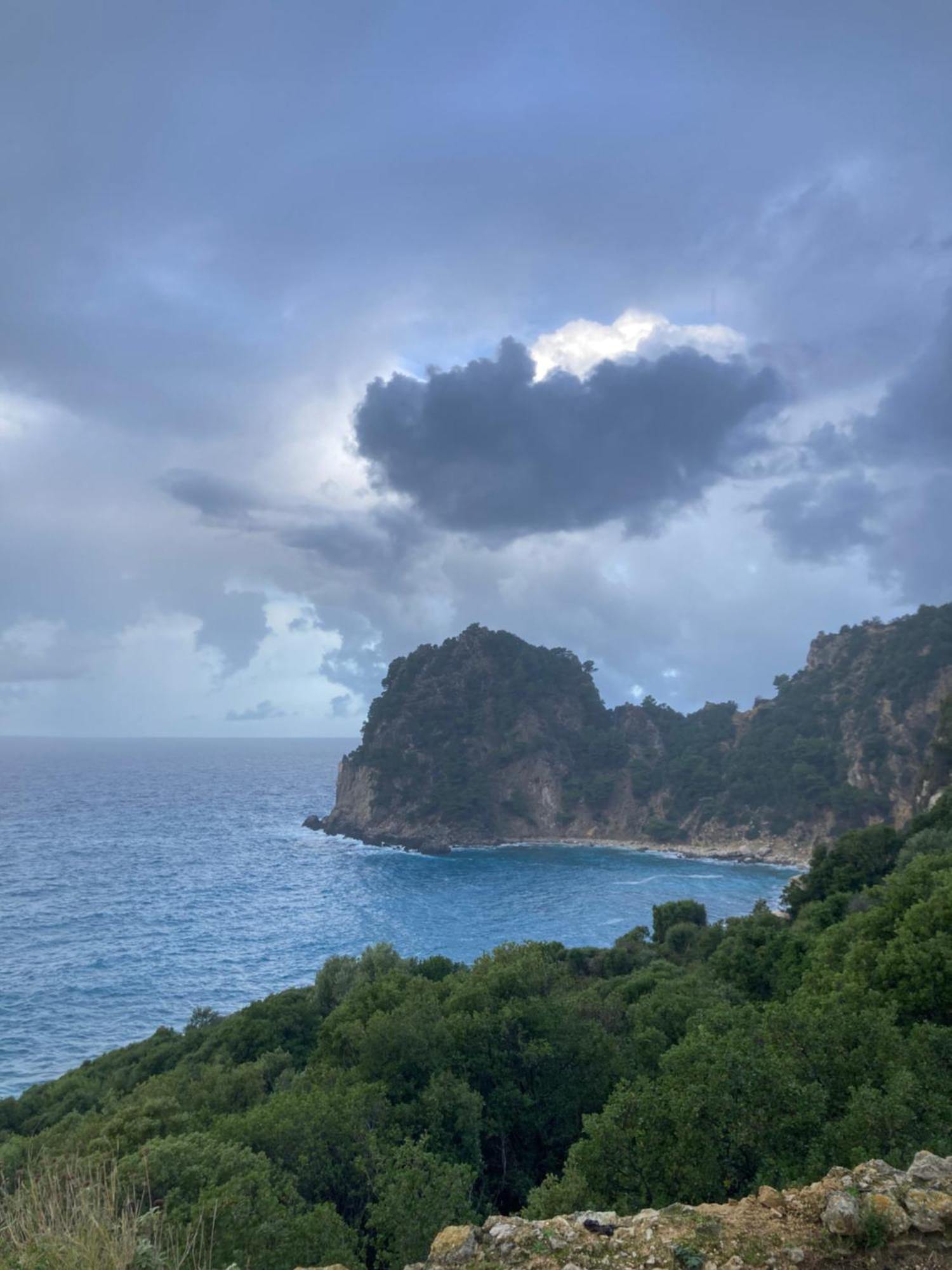 Kokkini Peach House Apartment Kokkinion ภายนอก รูปภาพ